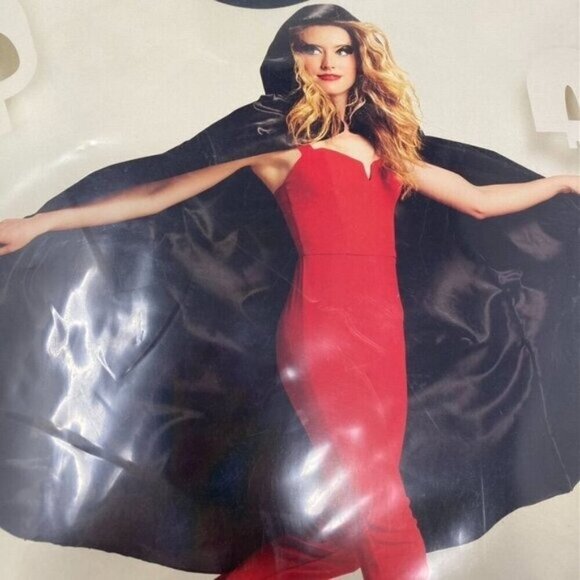 Target Hyde and Eek Adult  Black Cape One Size Halloween Witch Vampire Costume - Picture 4 of 5